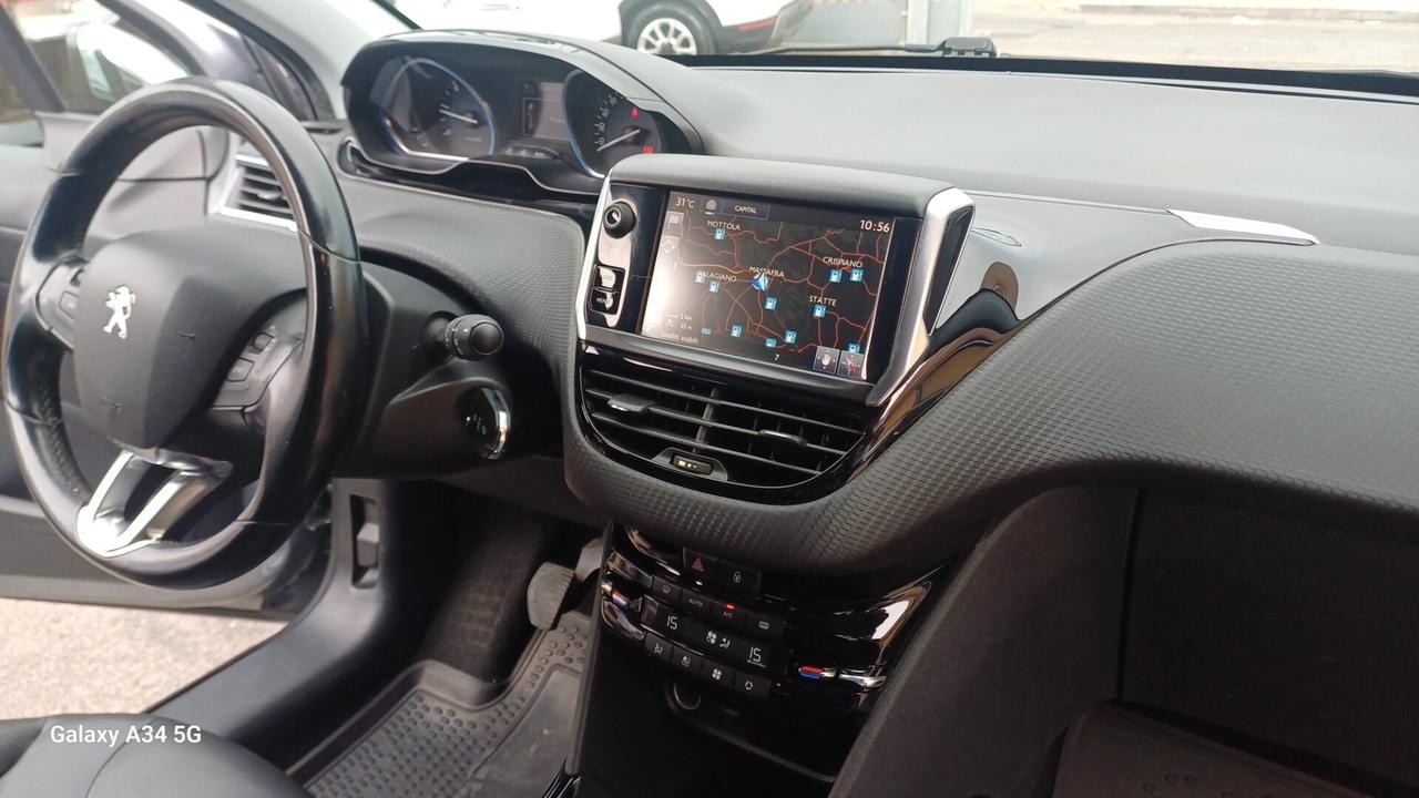 Peugeot 2008 BlueHDi 120 S&S Allure