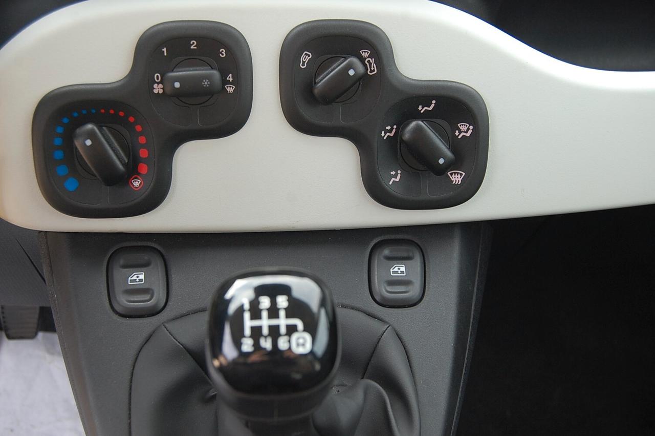 Fiat Panda 1.0 FireFly S&S Hybrid Pandina