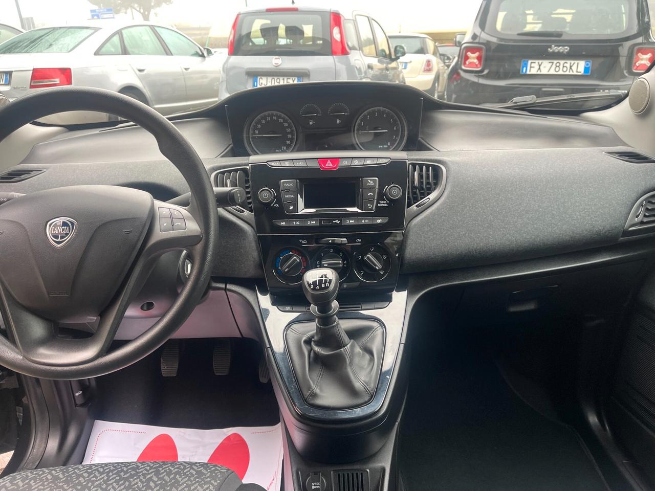 Lancia Ypsilon 1.0 FireFly 5 porte S&S Hybrid Ecochic Gold NEO PATENTATI