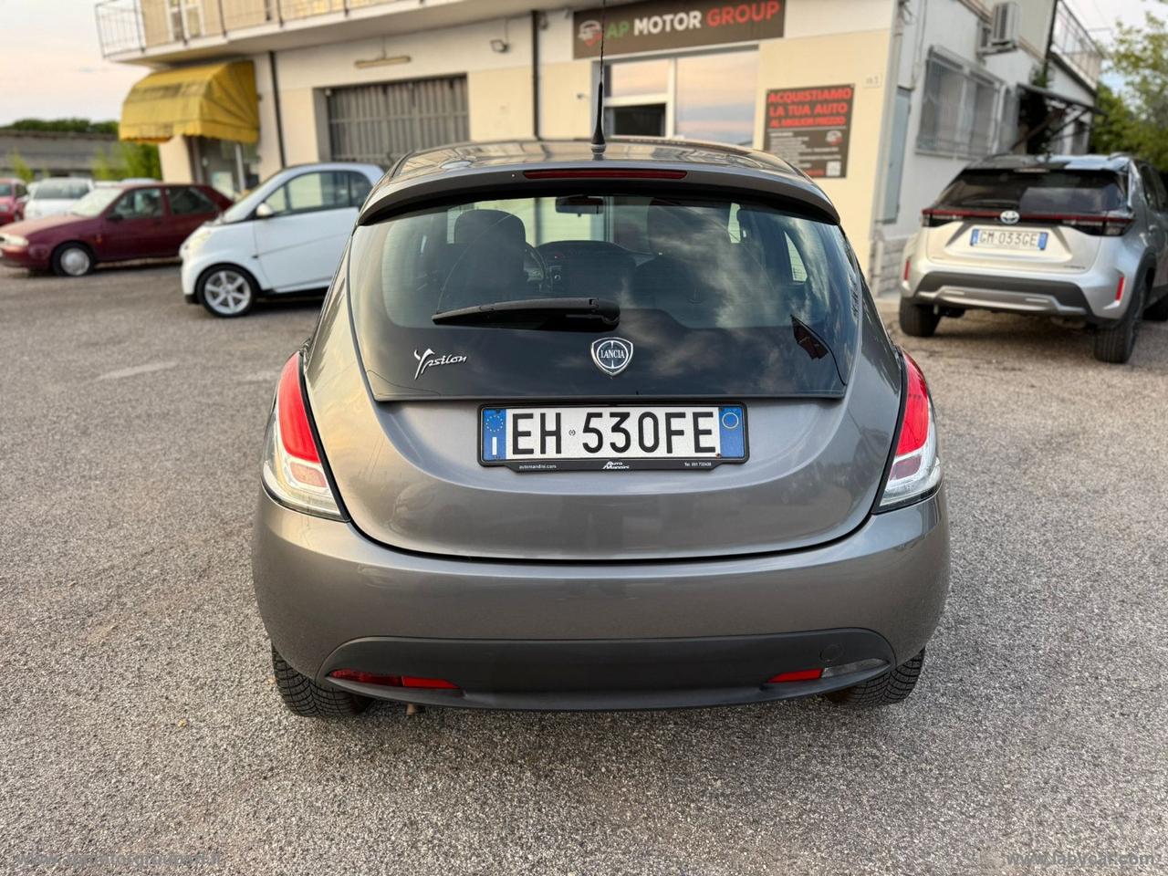 LANCIA Ypsilon 1.2 69 CV 5p. S&S Gold