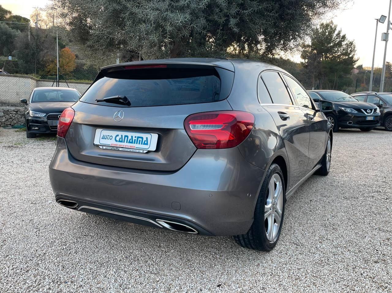 MERCEDES - BENZ A 200 D PREMIUM - 2017