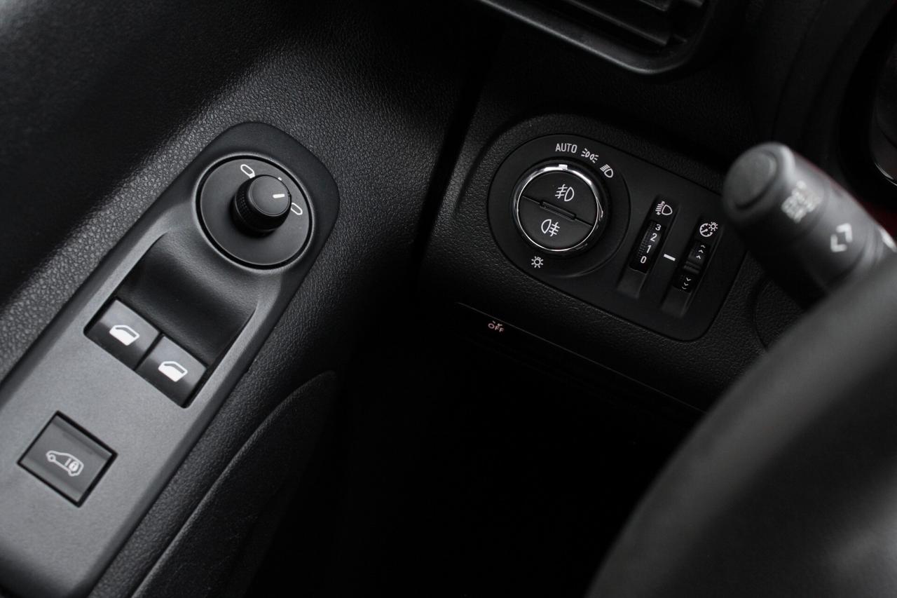 Opel Combo Cargo 1.5 Diesel 100CV S&S PC 650kg Edition ***BLACK WEEK -5% di sconto***