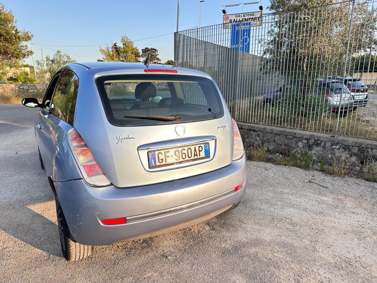 Lancia Ypsilon 1.3 MJT 75 CV Oro Giallo-2007