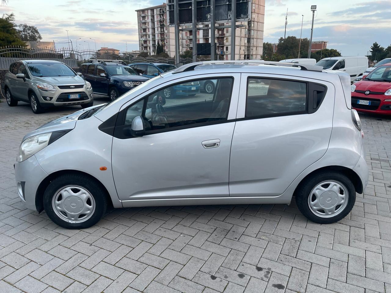 Chevrolet Spark 1.0 68cv