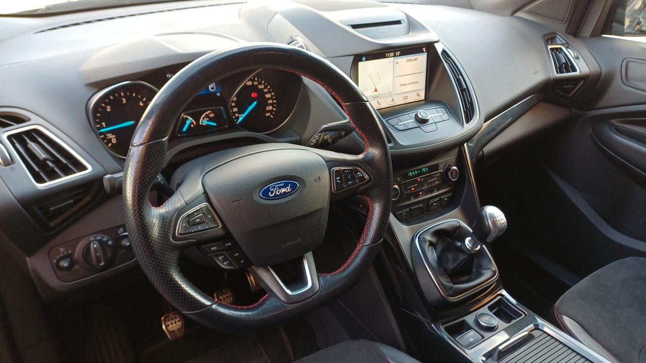 Ford Kuga 1.5 TDCI 120 CV S&S 2WD ST-Line
