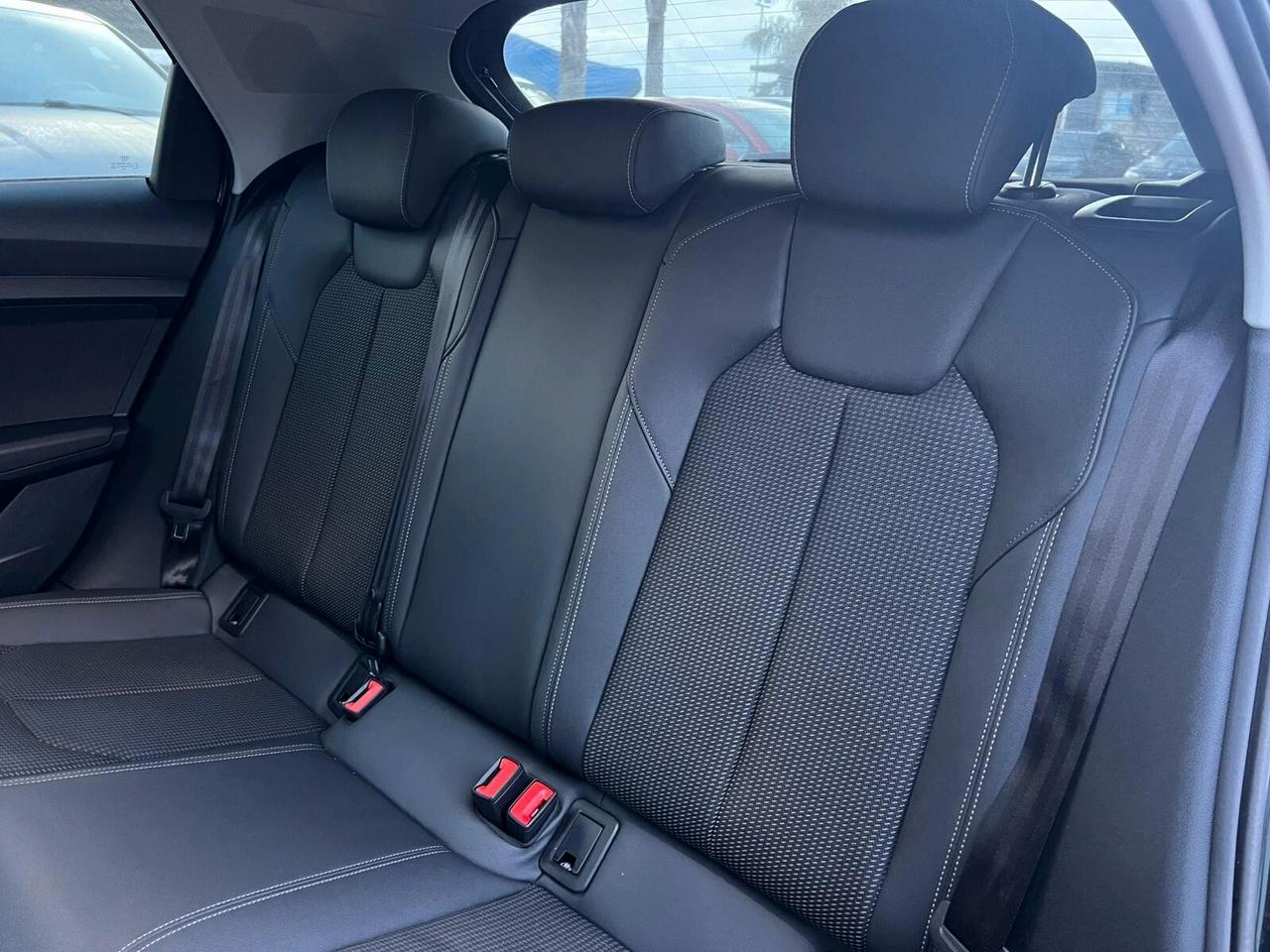 Audi A1 allstreet 30 TFSI S tronic Identity Contrast