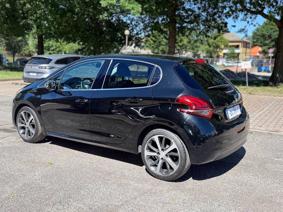 Peugeot 208 1.6 bluehdi Allure 75cv 5p