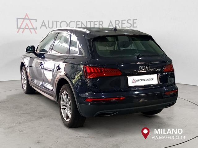 AUDI Q5 35 TDI quattro S tronic Business
