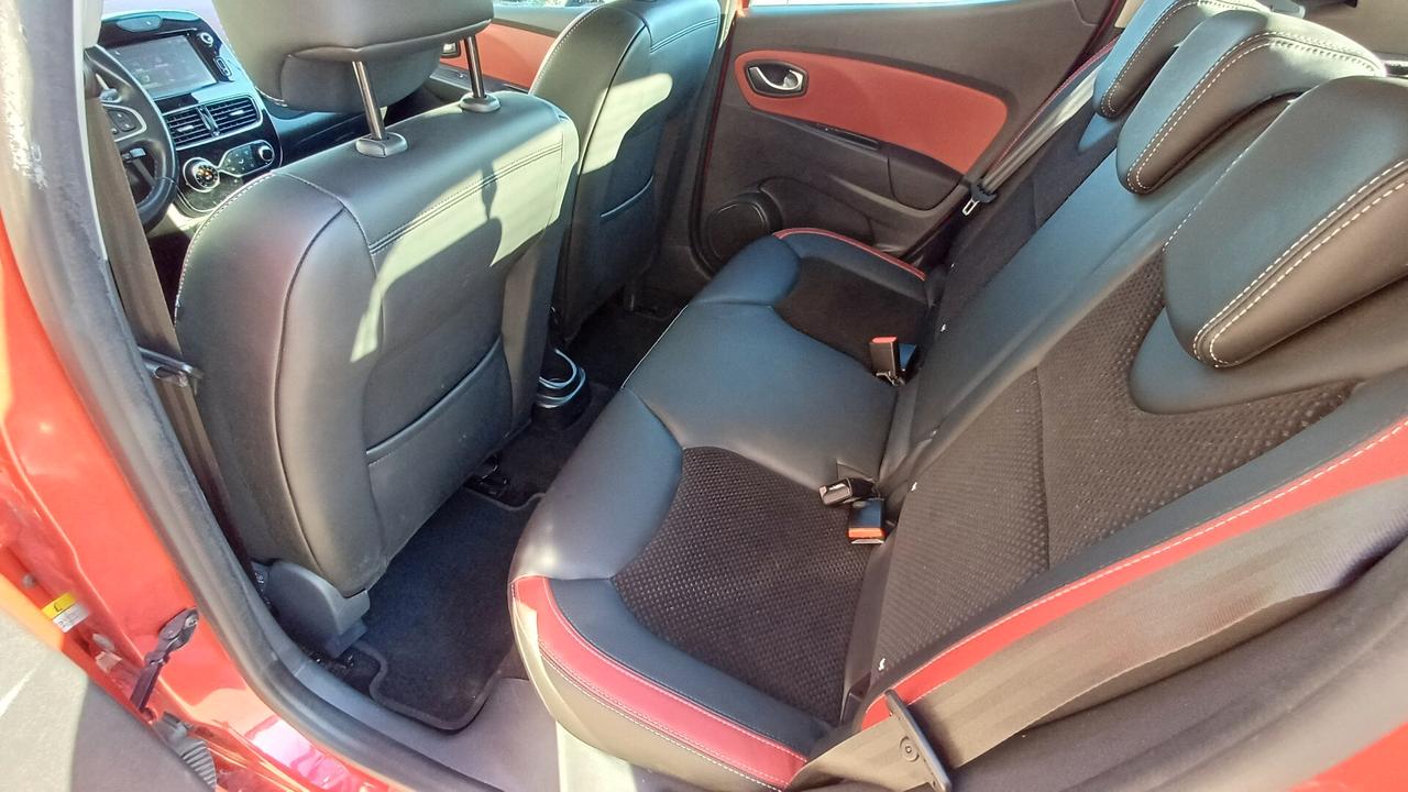 Renault Clio dCi 90CV Start&Stop 5 porte Energy Automatica neopatentati