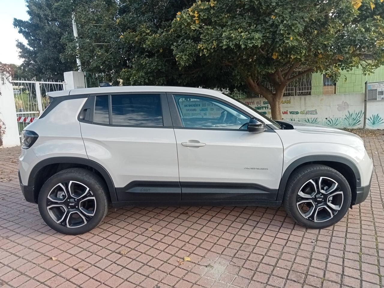 Jeep Avenger 1.2 Turbo 100 CV Summit 2025 km 8200