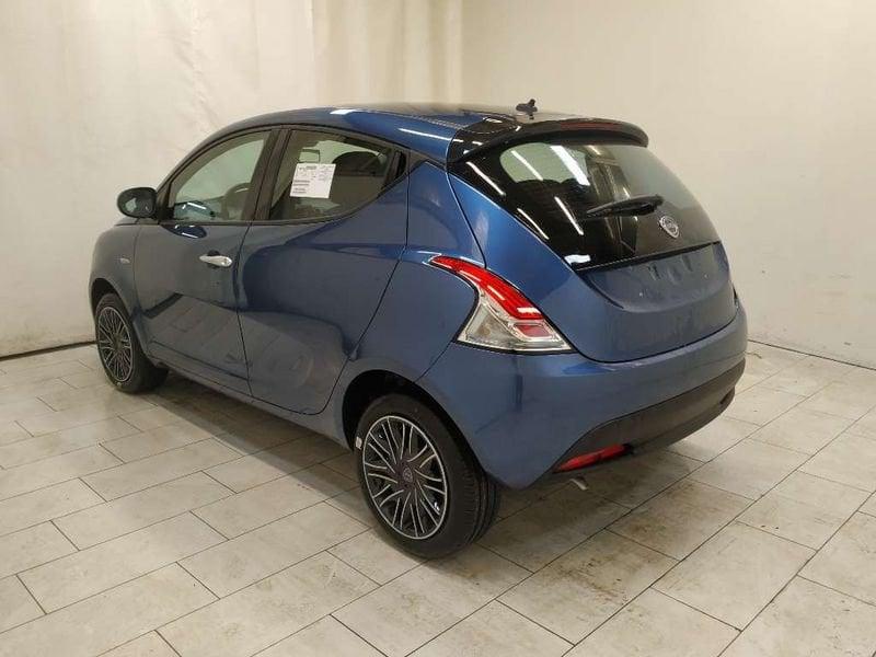 Lancia Ypsilon 1.0 firefly hybrid Oro s e s 70cv