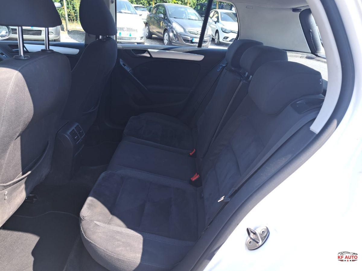 VOLKSWAGEN - Golf 1.6 tdi Highline 5p