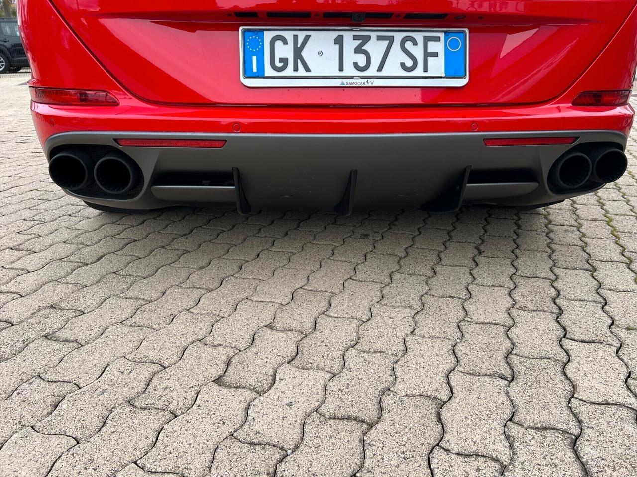 Ferrari California T DCT handling speciale