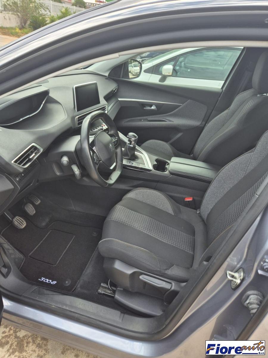PEUGEOT - 3008 - BlueHDi 130 S&S Business