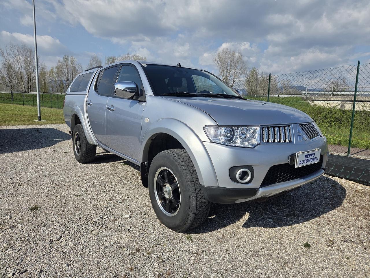 MITSUBISHI L200 DOPPIA CABINA