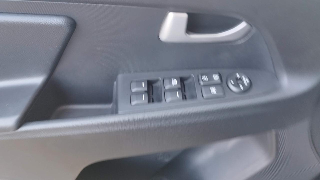 Kia Sportage 1.7 CRDI VGT 2WD Active