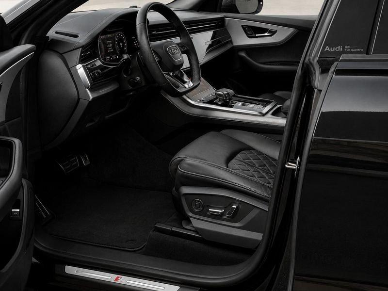 Audi Q8 50 TDI 210kW quattro tip. S Line Edition 286 CV