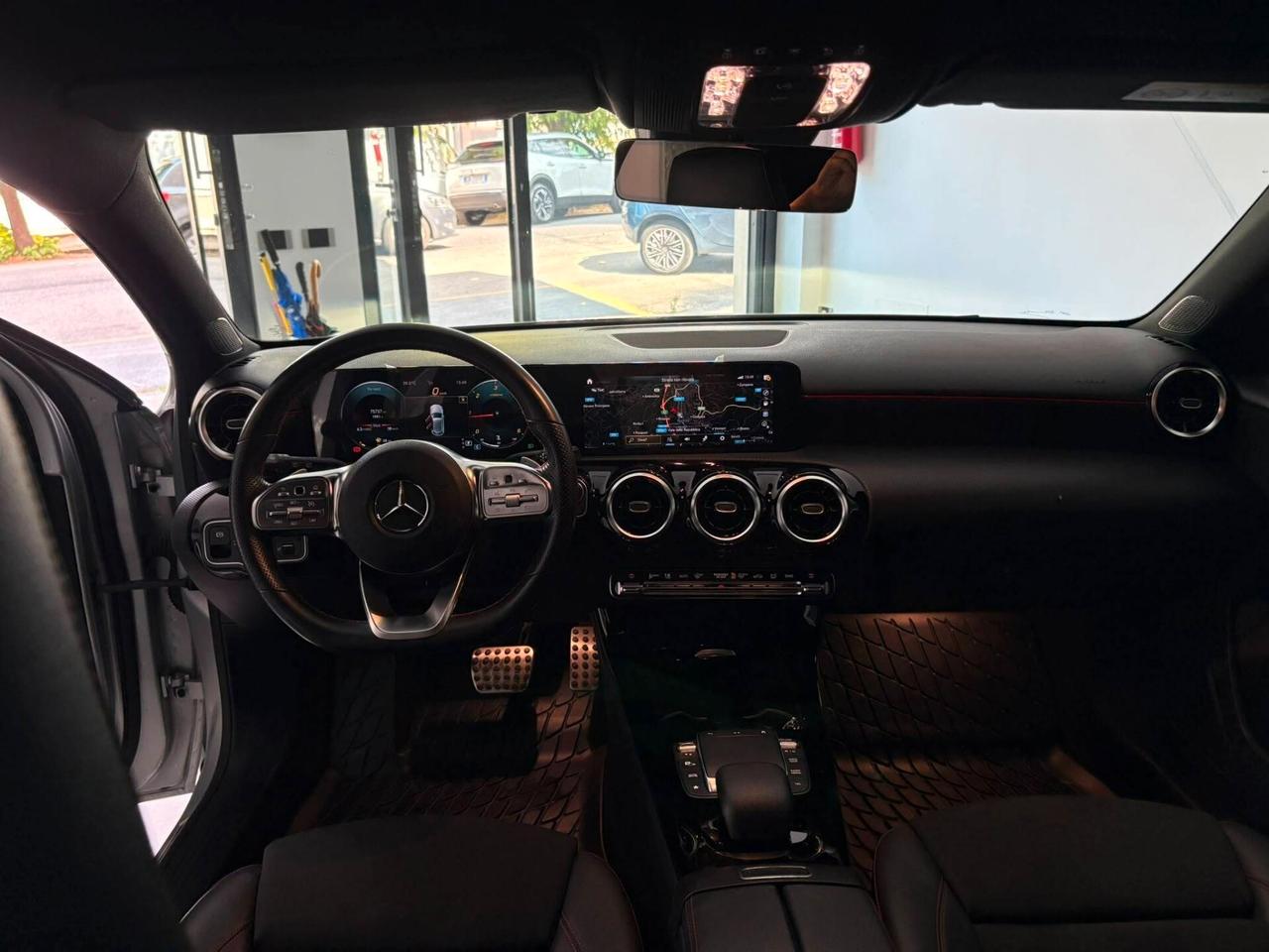 Mercedes A180d AMG Premium 116CV - 2021