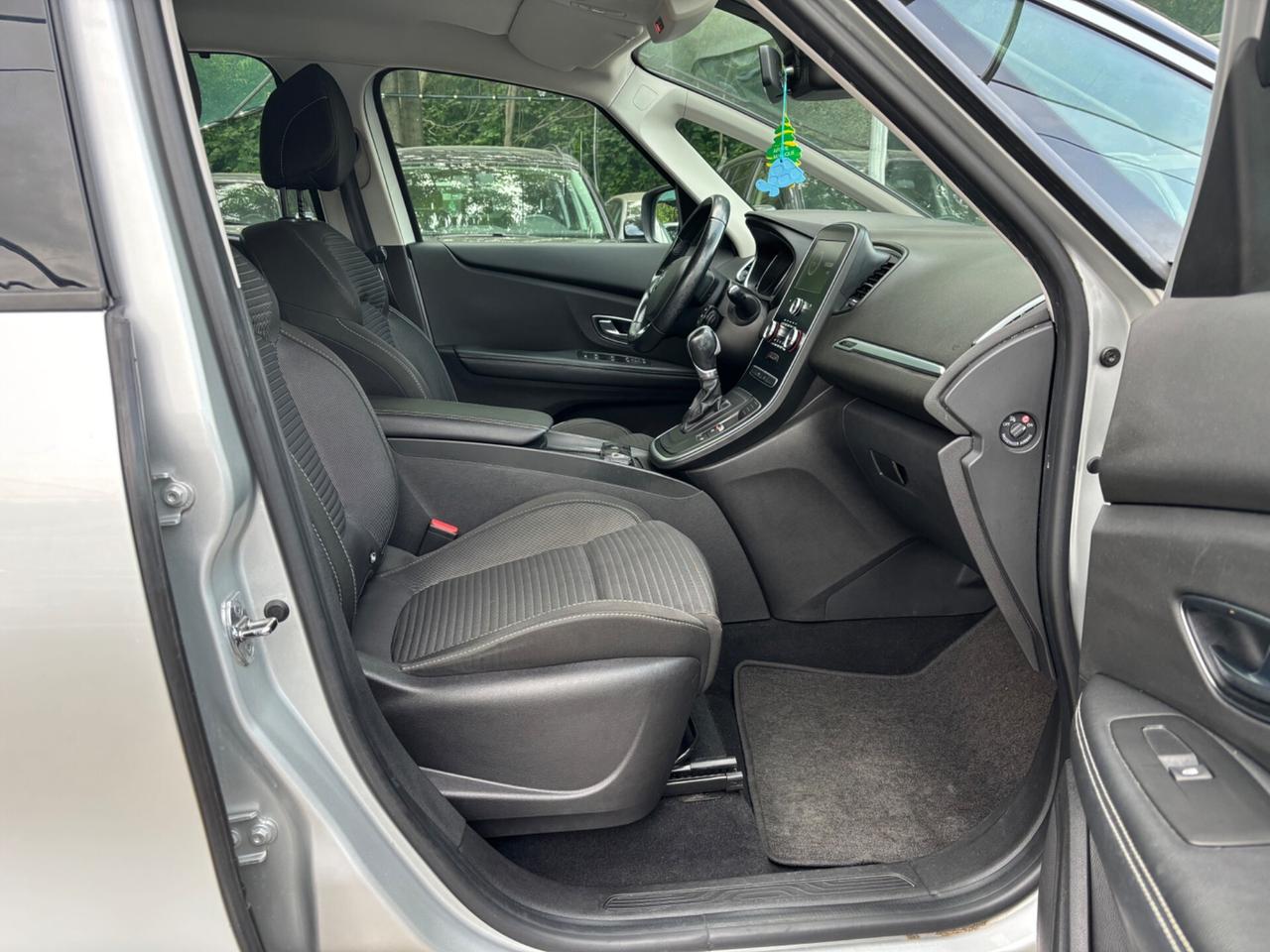Renault Grand Scenic 1.5 dCi 7 posti OK NEOPATENTATI
