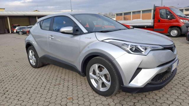 TOYOTA C-HR 1.8 Hybrid E-CVT