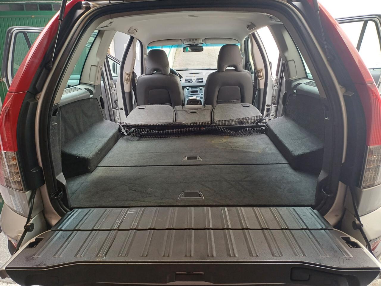 Volvo XC 90 XC90 2.4 D5 185 CV aut. AWD Executive