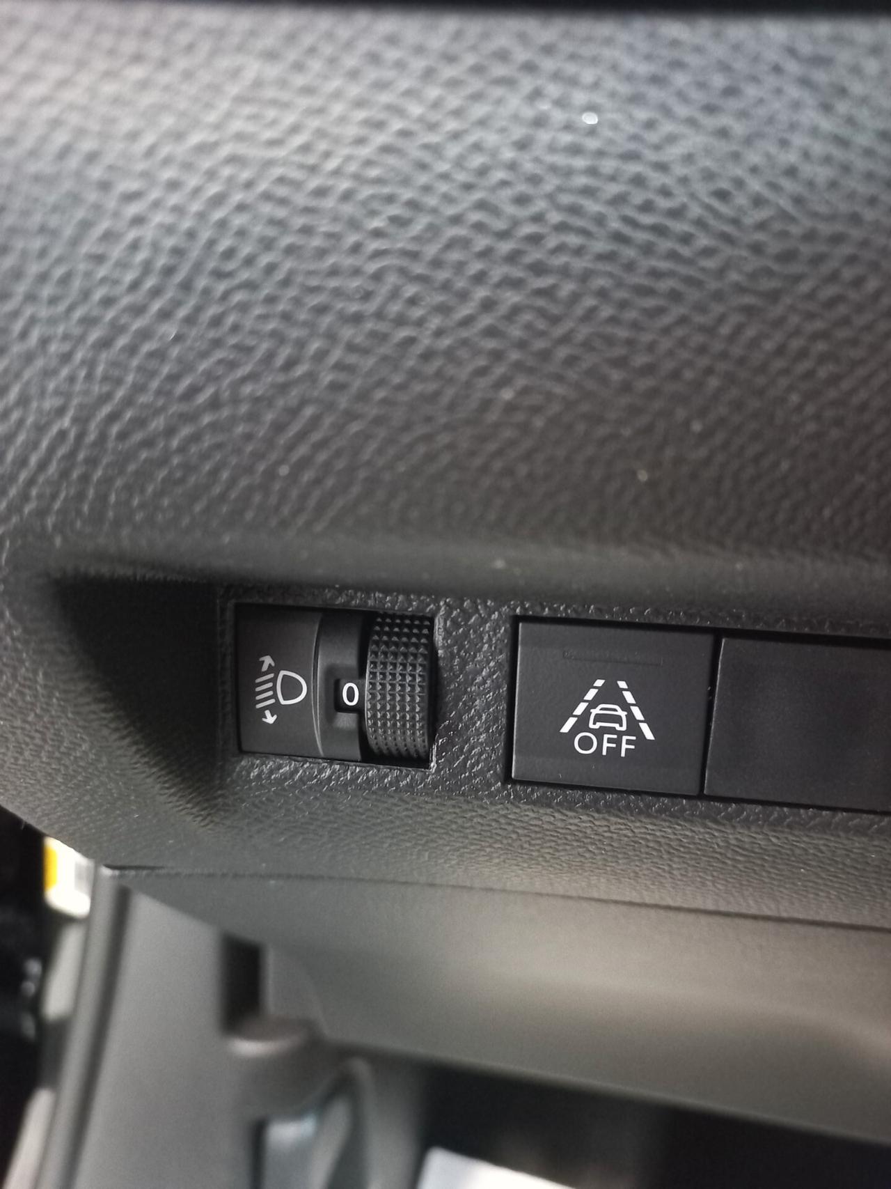 Peugeot 2008 BlueHDi 130 S&S EAT8 Allure Pack