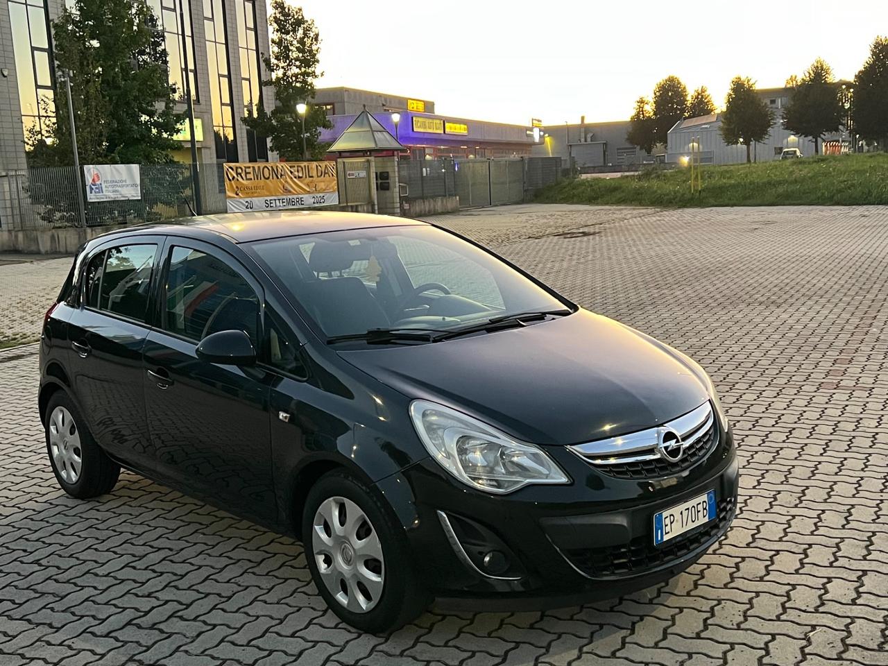 Opel Corsa 1.2 85CV 5 porte GPL-TECH Edition