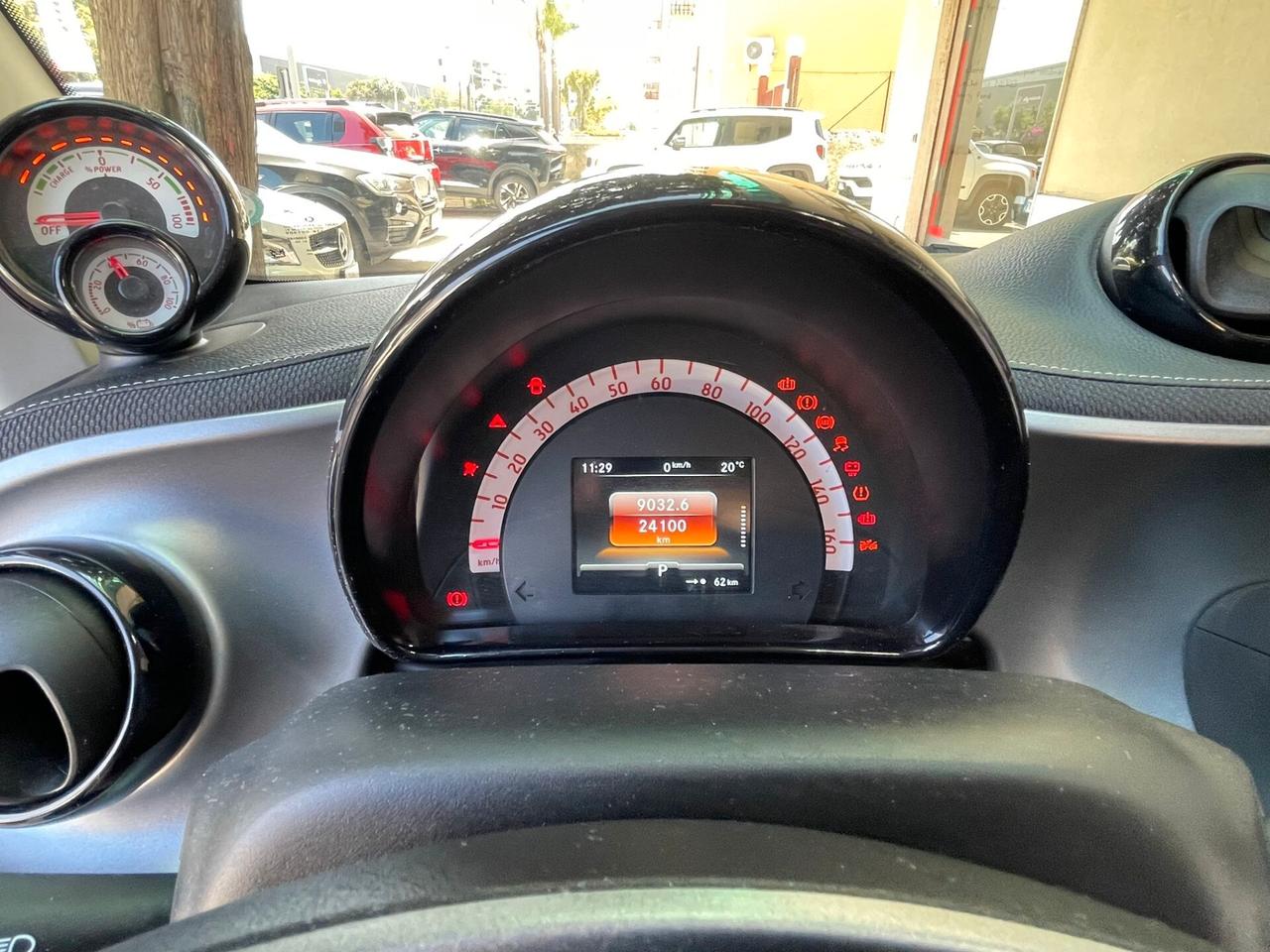 Smart ForTwo EQ cabrio BRABUS Style