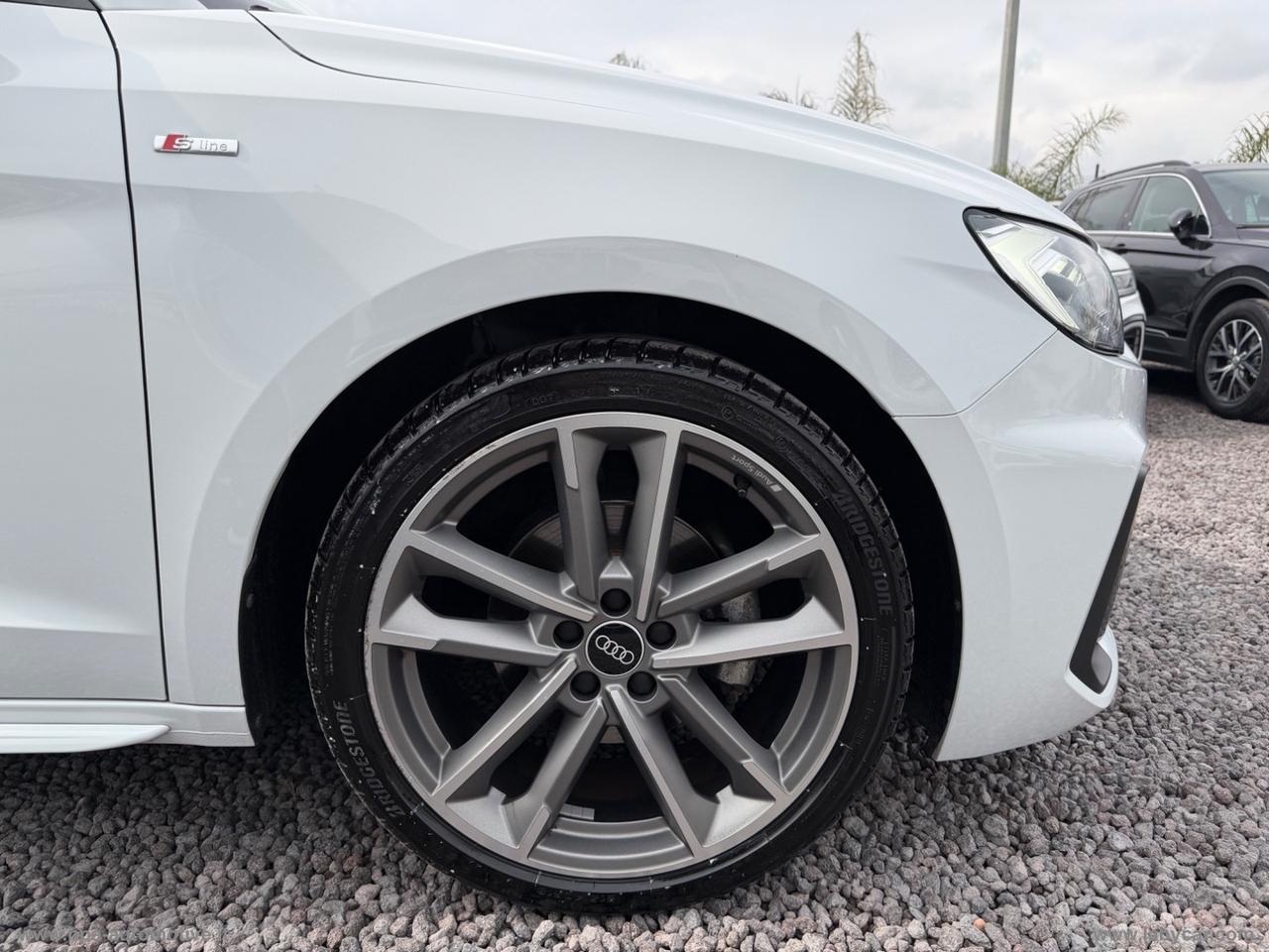 AUDI A1 SPORTBACK 30 TFSI S-line LED NAVI PELLE RETROCAMERA