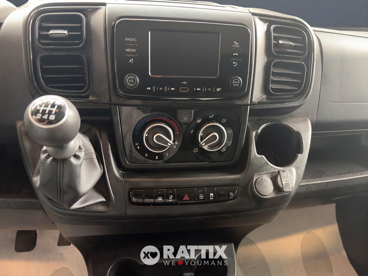 Peugeot Boxer 335 L2H2 2.2 bluehdi 140CV (IVA ESCLUSA)