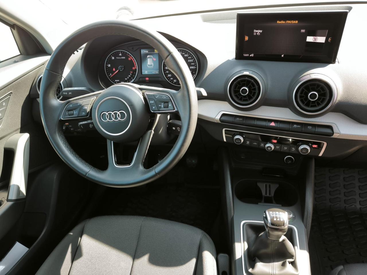 Audi Q2 30 TDI Business