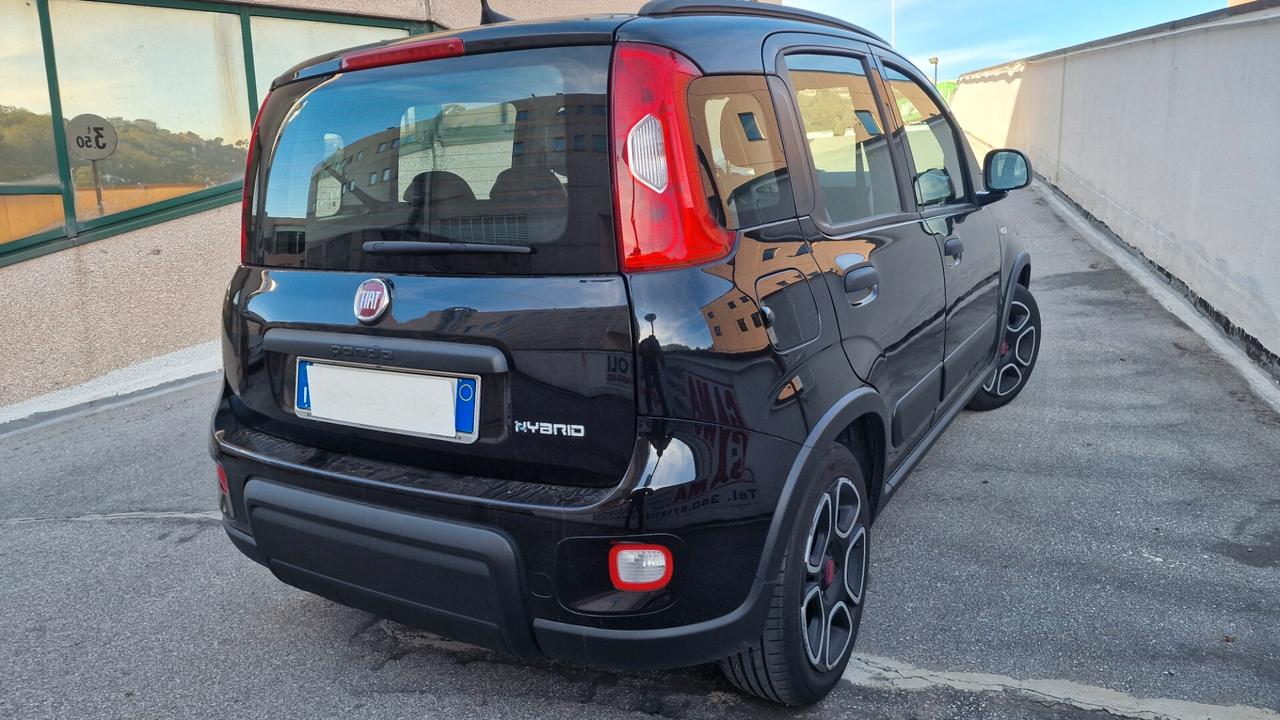 Fiat Panda 1.0 FireFly S&S Hybrid Sport