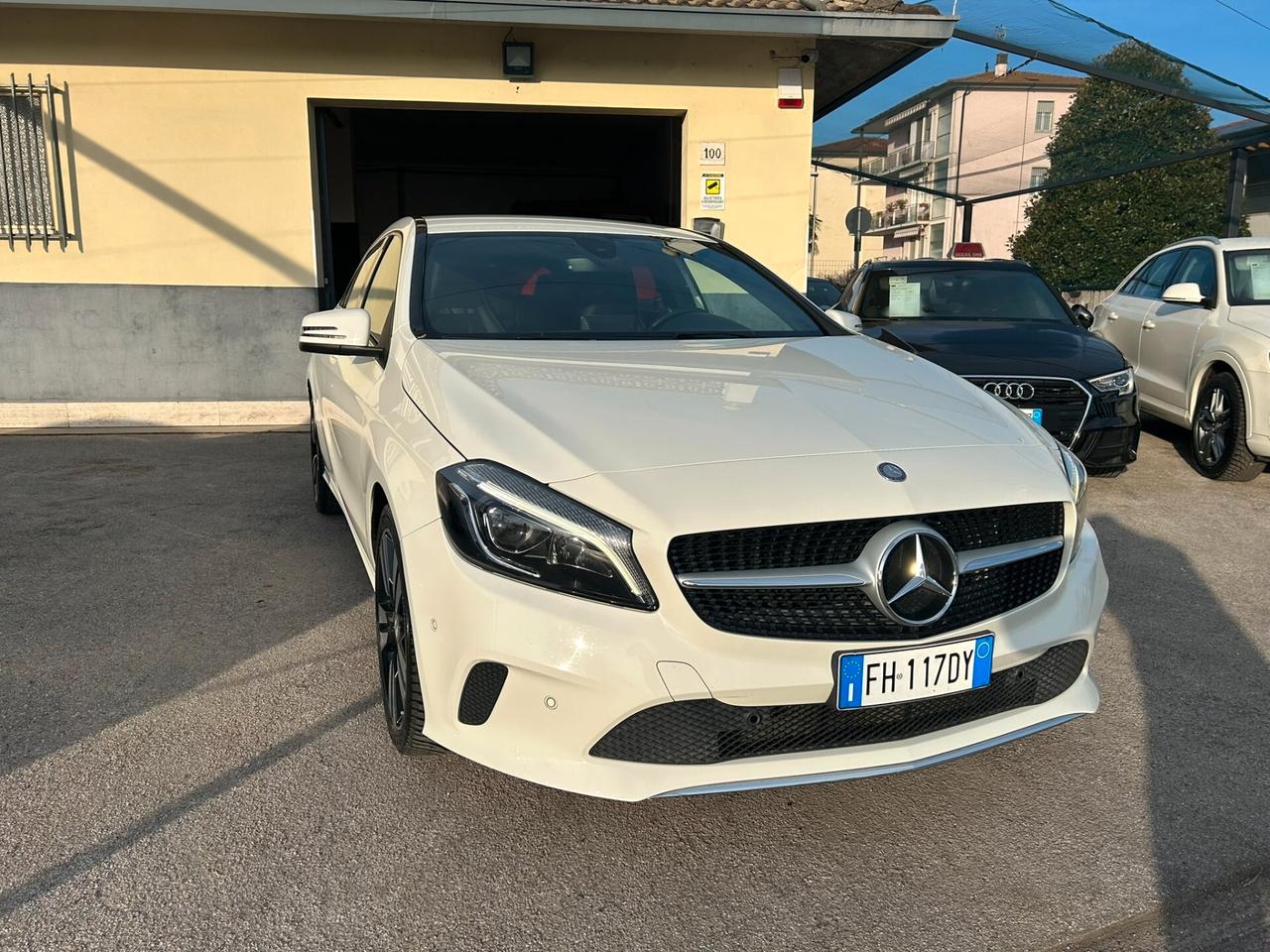 MERCEDES-BENZ A200d 136CV Sport Auto my16