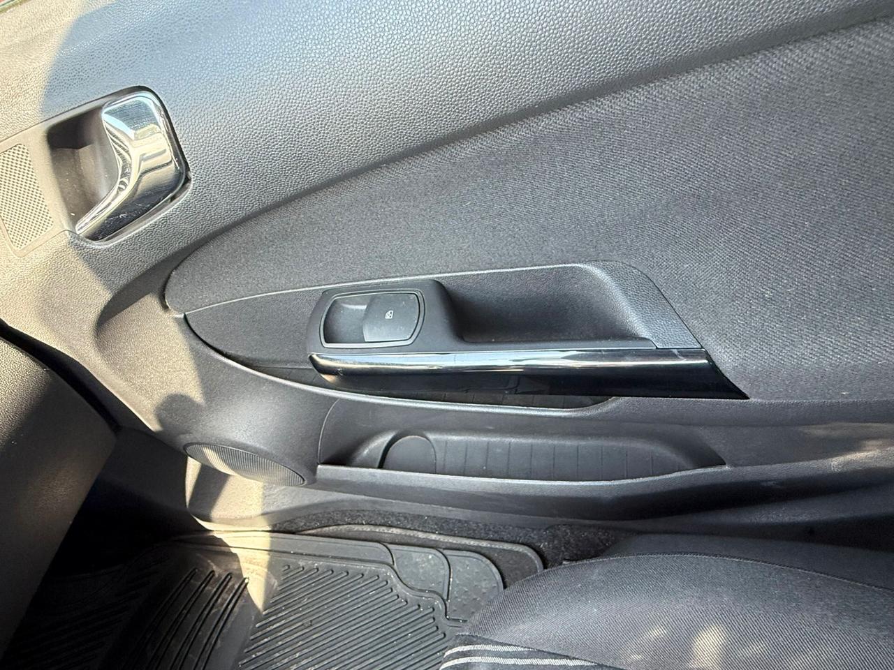 Opel Corsa 1.2 5 porte Cosmo