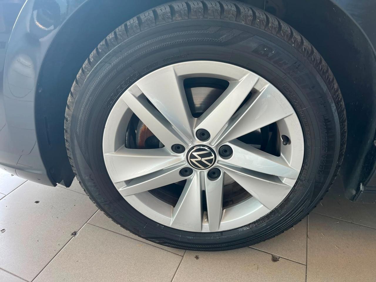 Volkswagen Golf 2.0 TDI SCR Style
