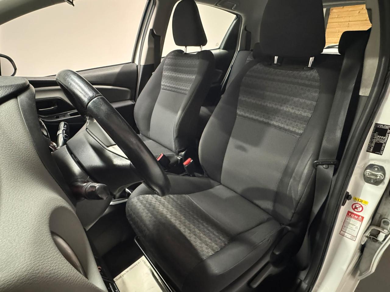 Toyota Yaris 1.0 5 porte Lounge