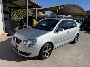 Volkswagen Polo 1.2 5p. Trendline KM CERTIF