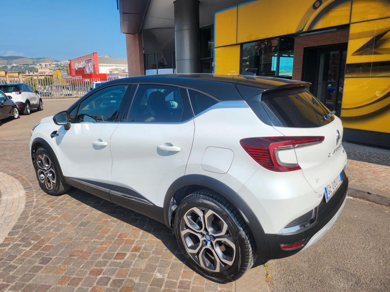 Renault Captur Plug-in Hybrid E-Tech 160 CV Intens