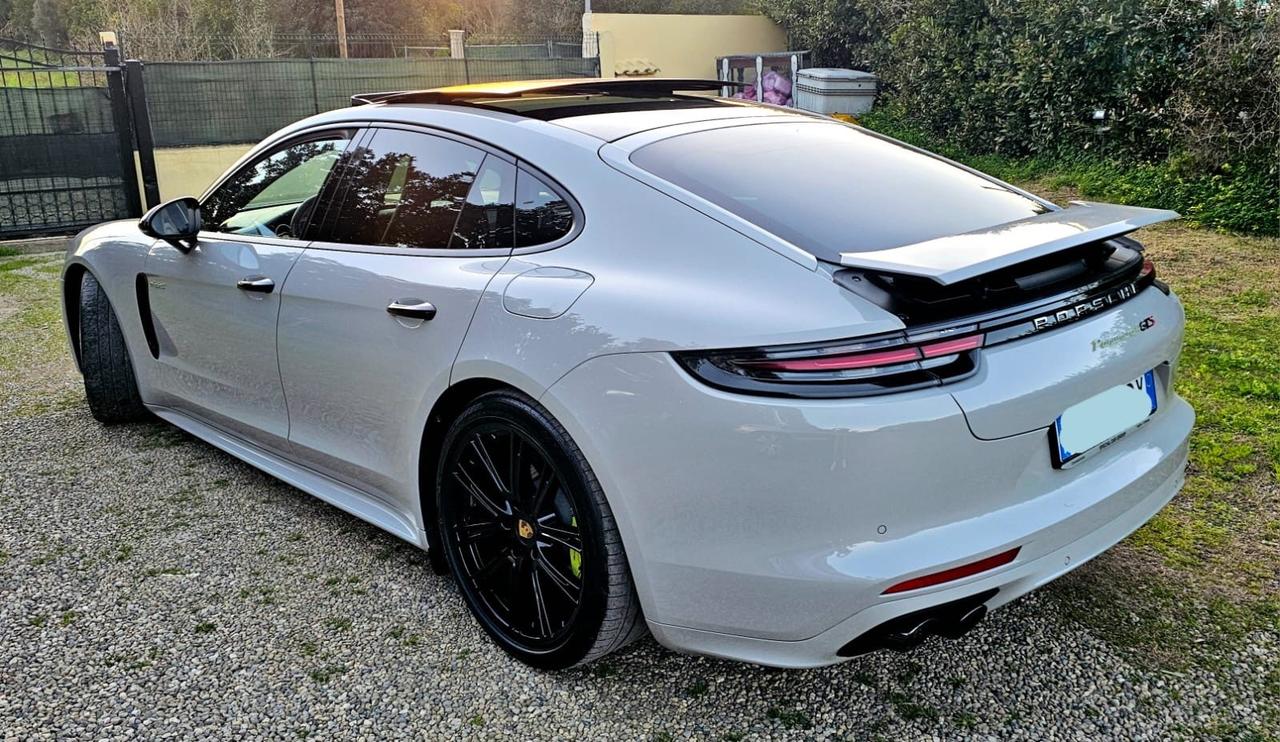 Porsche Panamera 4.0 Turbo S E-Hybrid Executive