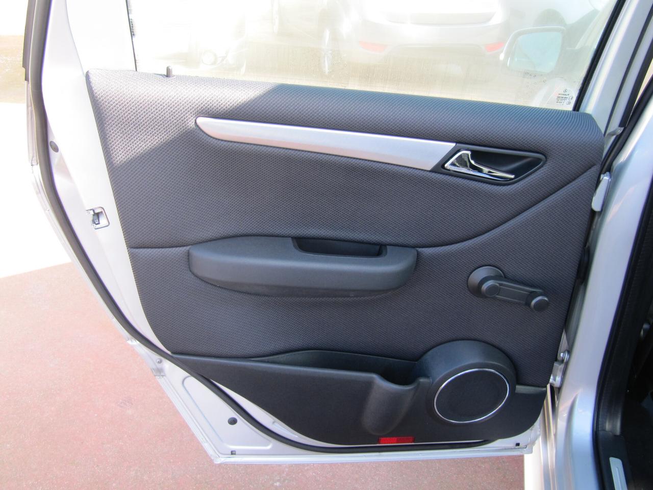 Mercedes-benz B 180 NGT BlueEFFICIENCY - benzgpl