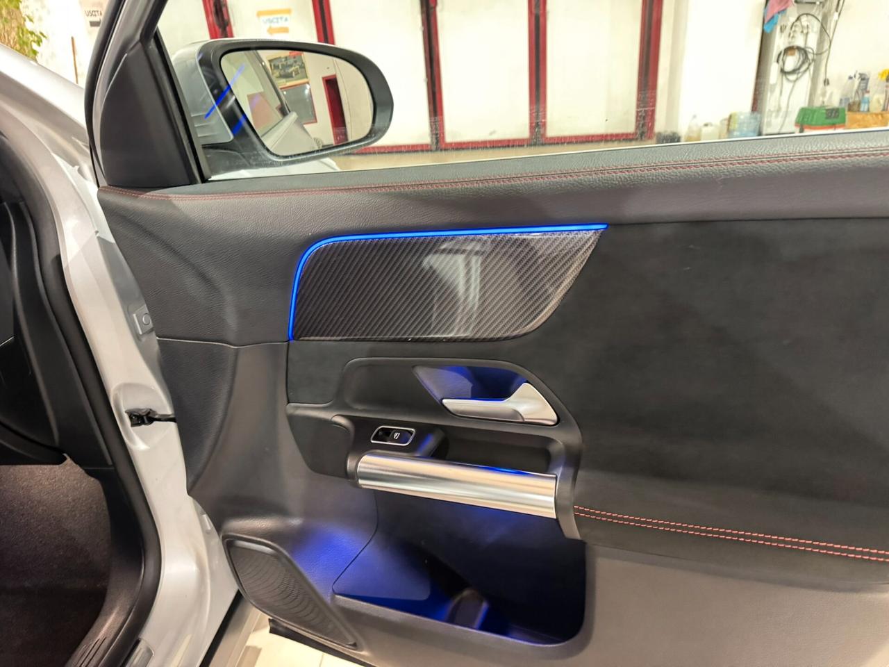 GLA 200 d Automatic Premium Multicolor Carplay