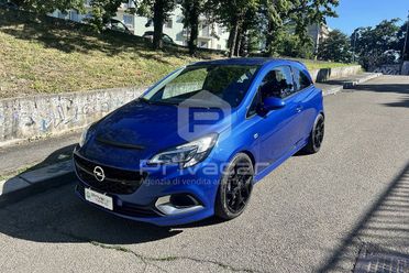 OPEL Corsa 1.6 Turbo Coupé OPC
