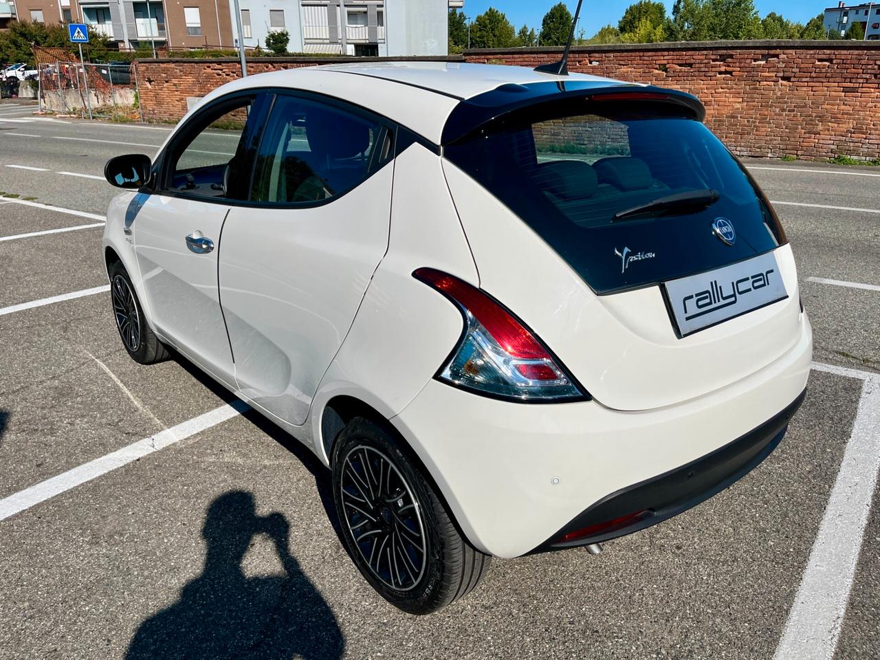 Lancia Ypsilon 1.0 hybrid firefly - 10.000km