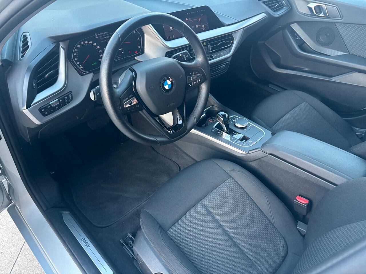 Bmw 116d 5p. Business Advantage - 07-2021