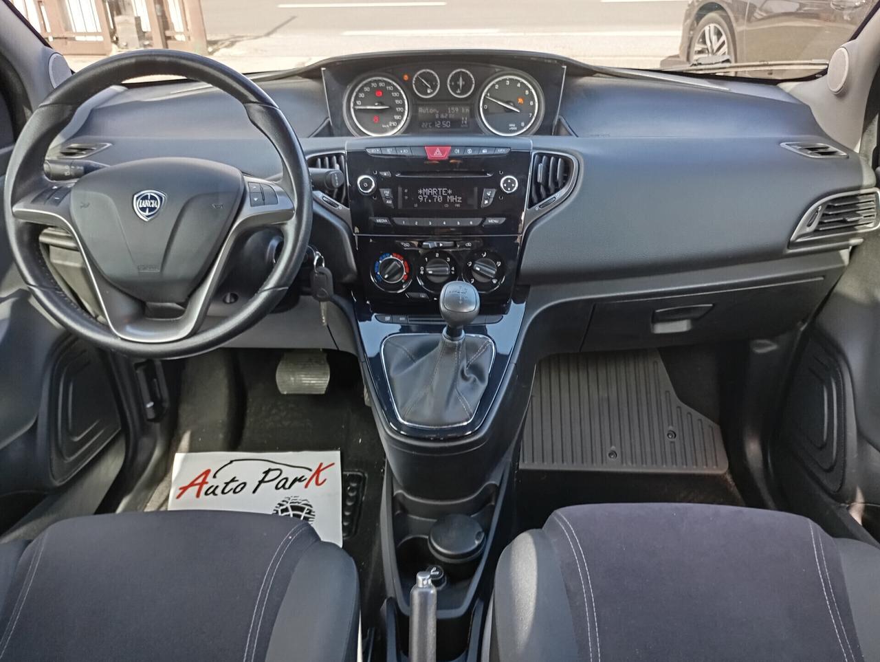 Lancia Ypsilon 5P 0.9 TwinAir 85CV Gold Aut.