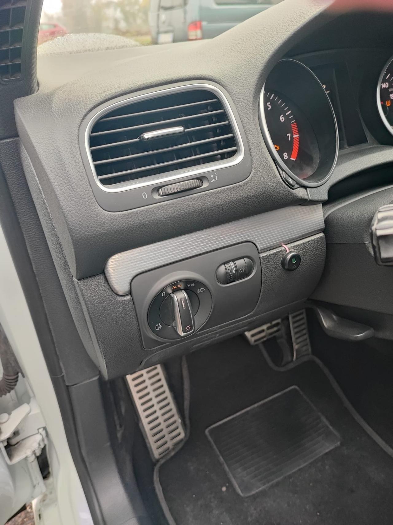 Volkswagen Golf 2.0 TSI 4mot. DSG 5p. R