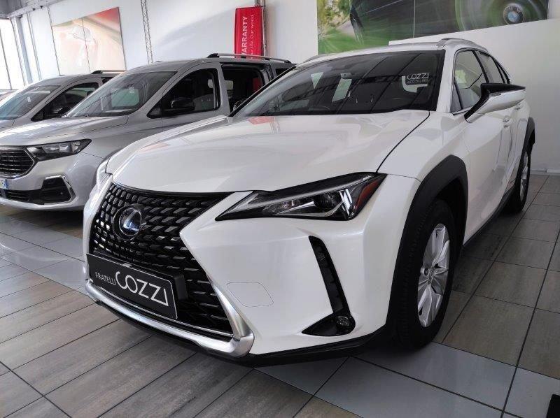 Lexus UX Hybrid Business