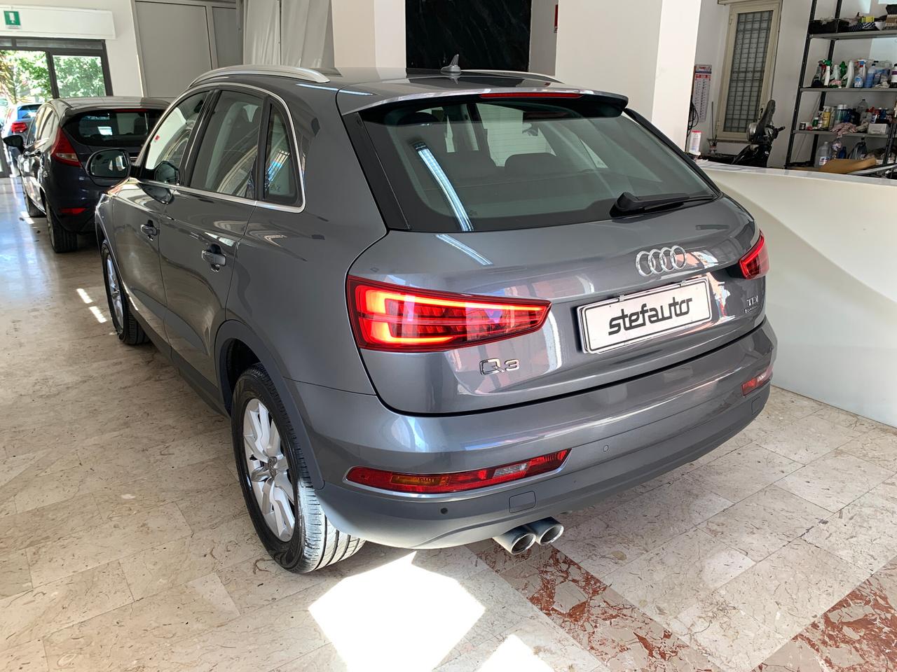 Audi Q3 2.0 TDI 150 CV S tronic Business