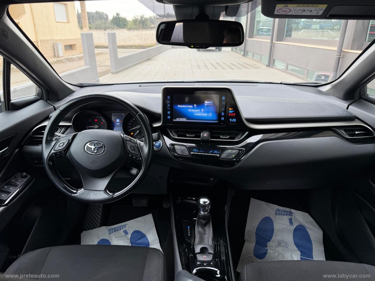 TOYOTA C-HR 1.8 Hybrid E-CVT Style