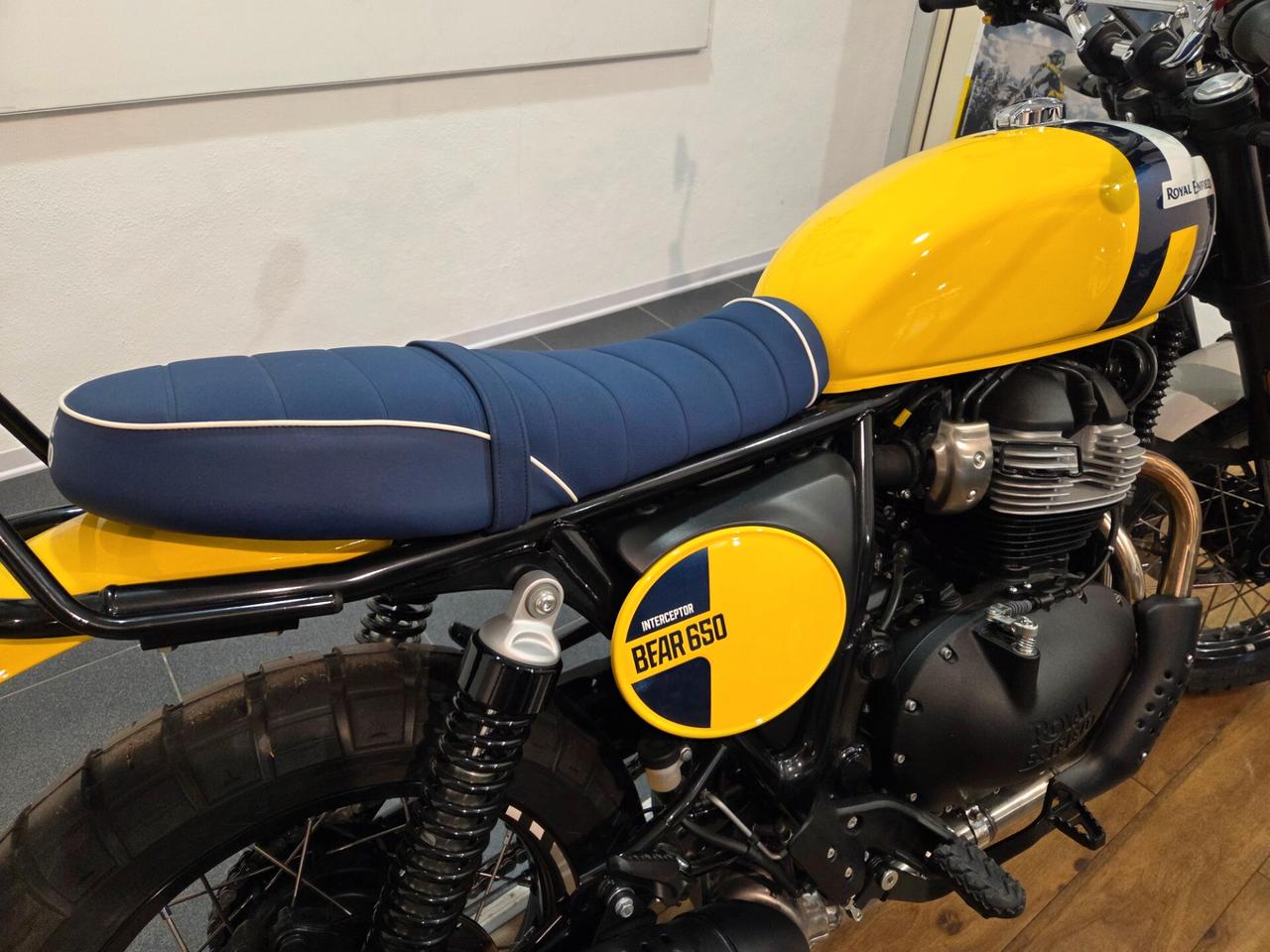 Royal Enfield Interceptor Bear 650